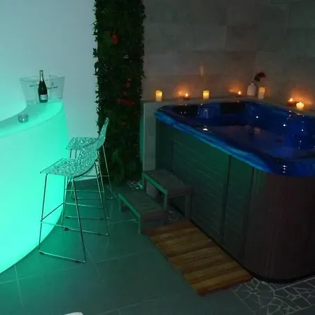 La Parenthese Numero 6 - Jacuzzi Reims