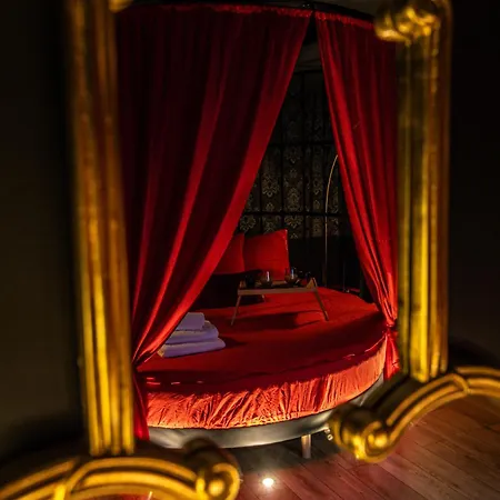 La Parenthese Numero 6 - Jacuzzi