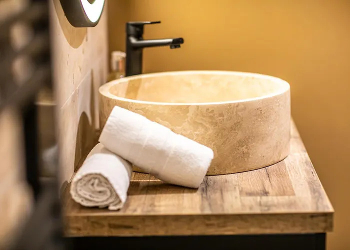 Апартаменты La Parenthese Numero 6 - Jacuzzi Реймс